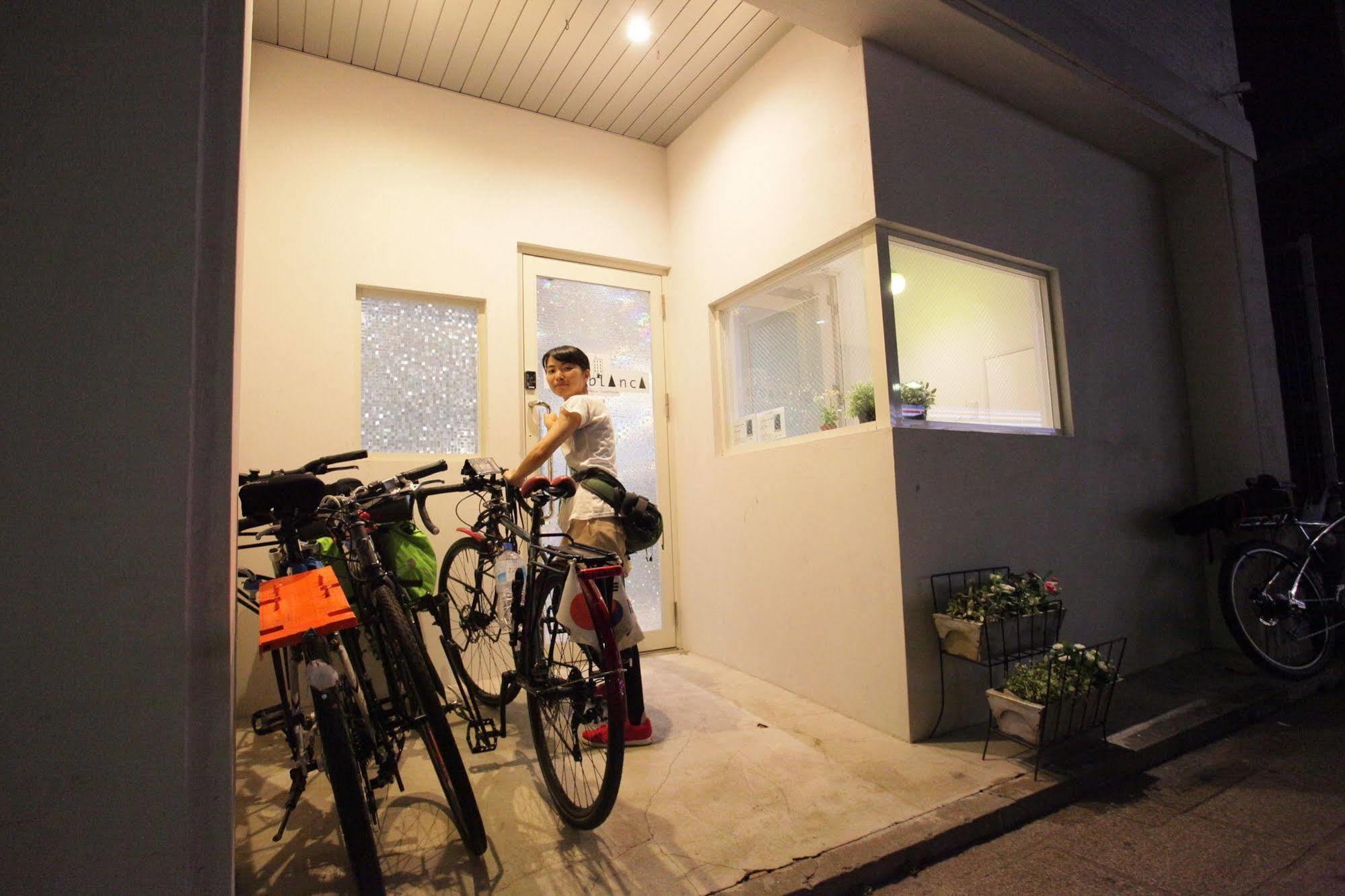 Casa Blanca Guesthouse Nagasaki Exterior photo